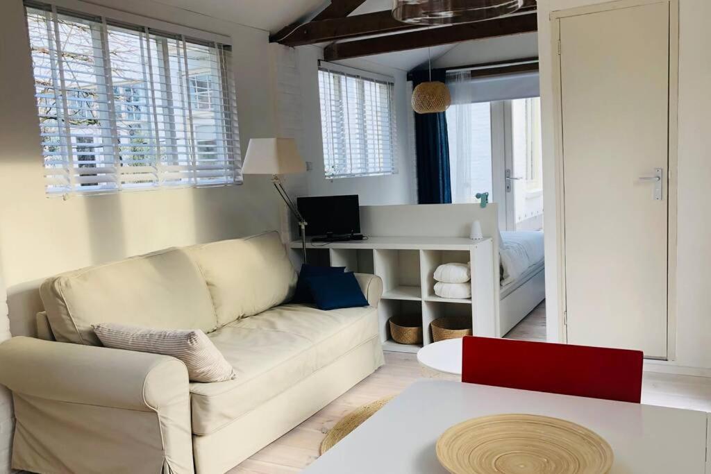 Tiny House In Tuin Van De Statige Villa Mariahof Dordrecht Zewnętrze zdjęcie